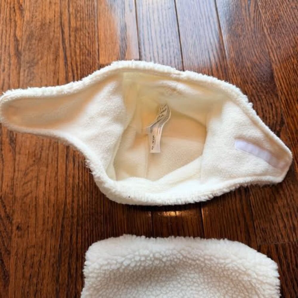Carter's Teddy Bear Sherpa Vest Hat Set 9M Neutral Baby Outfit - Picture 6 of 9